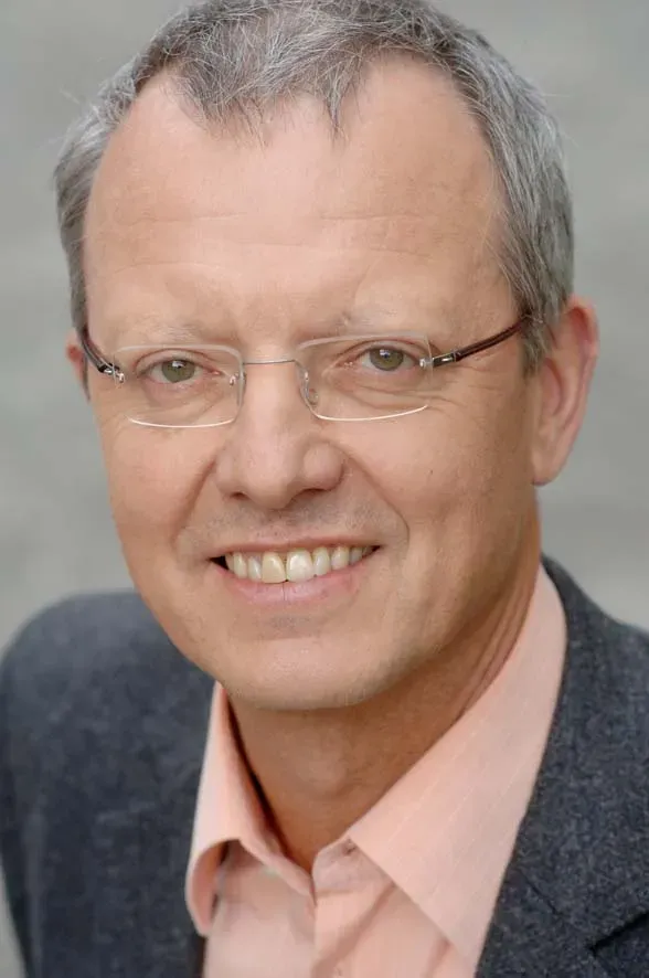 https://de.wikipedia.org/wiki/Michael_Schratz